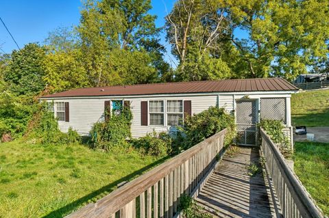 Tiny photo for 214 E Cliff Street, Baltimore, OH 43105 (MLS # 225037547)