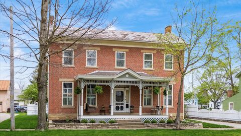 Photo of 46 E Columbus Street, Canal Winchester, OH 43110 (MLS # 226012085)