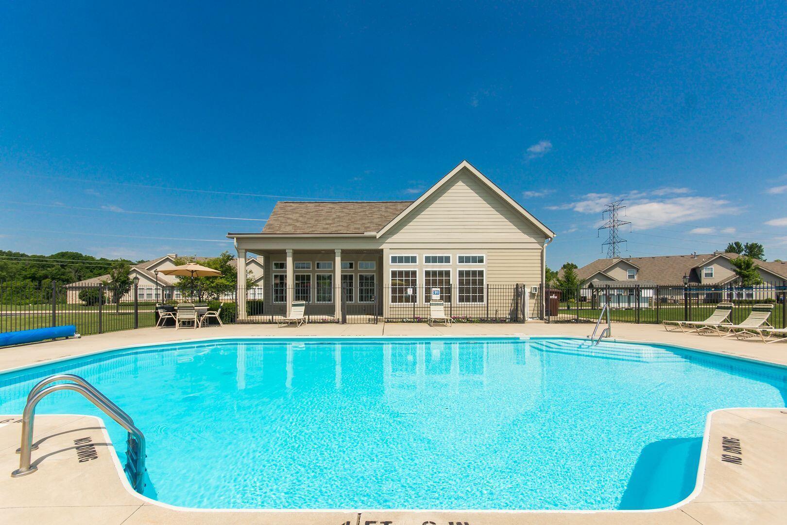 8075 Farm Crossing Circle, Powell, Ohio image 46