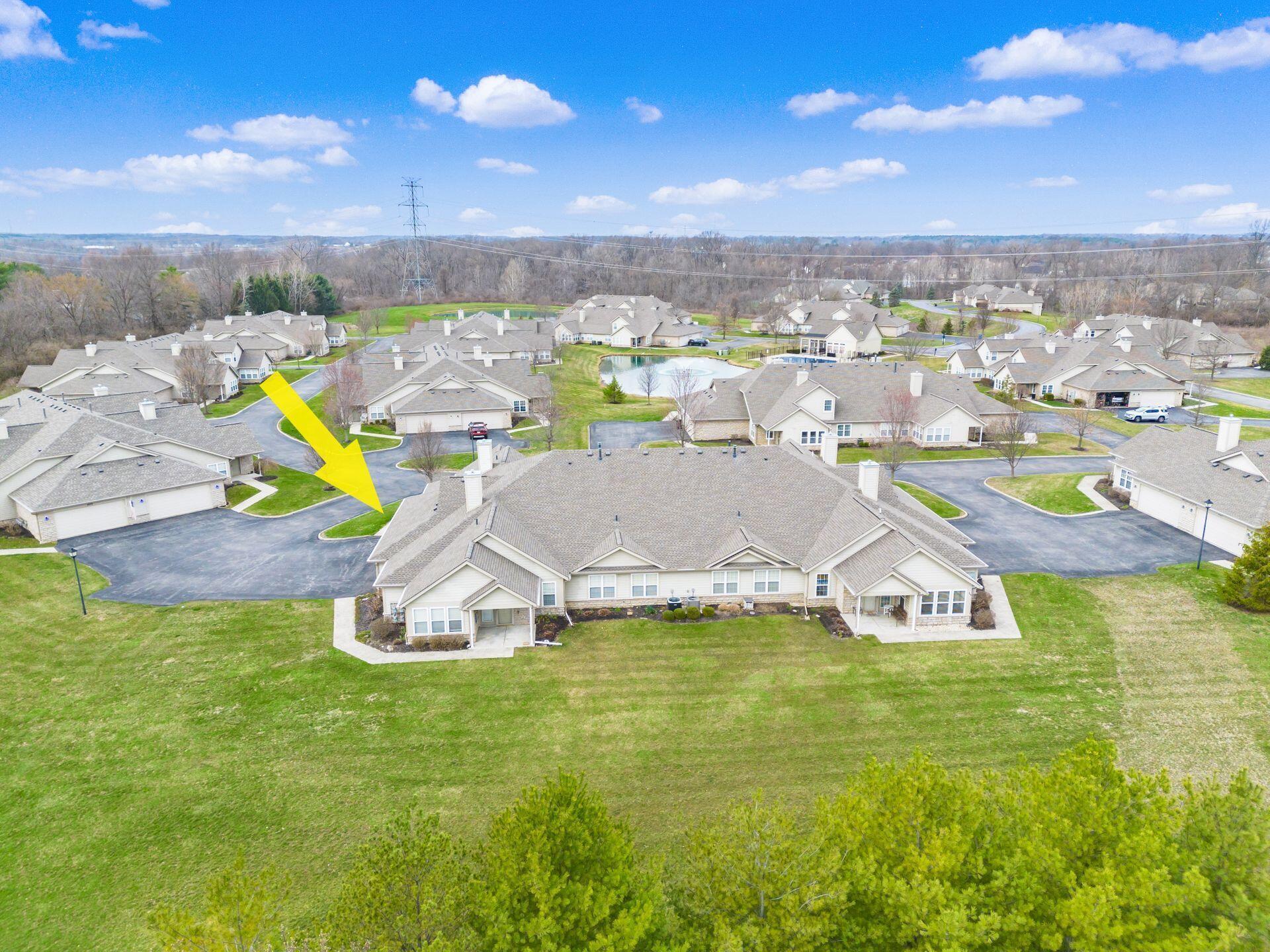 8075 Farm Crossing Circle, Powell, Ohio image 41