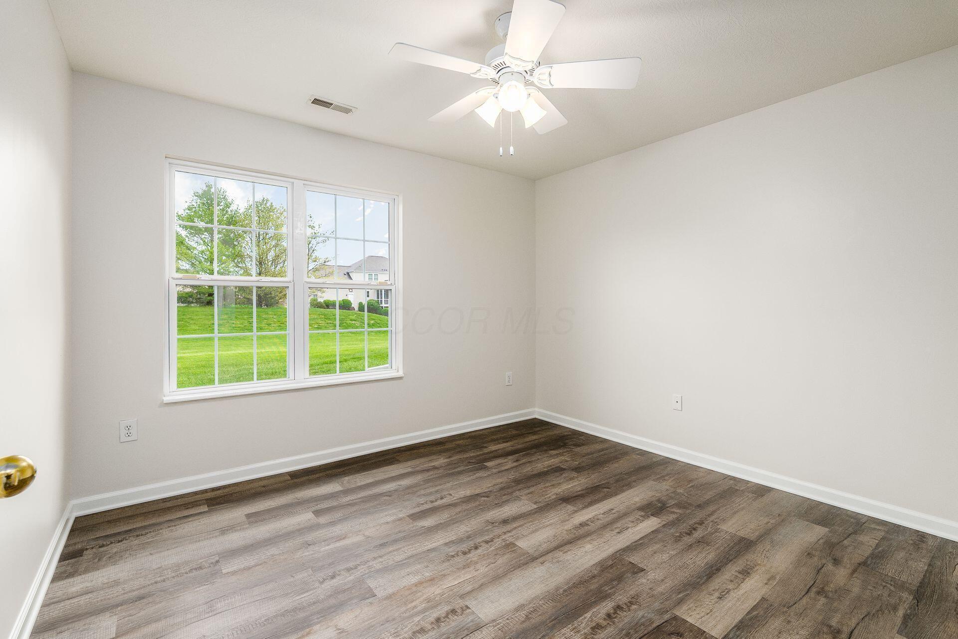 8075 Farm Crossing Circle, Powell, Ohio image 25