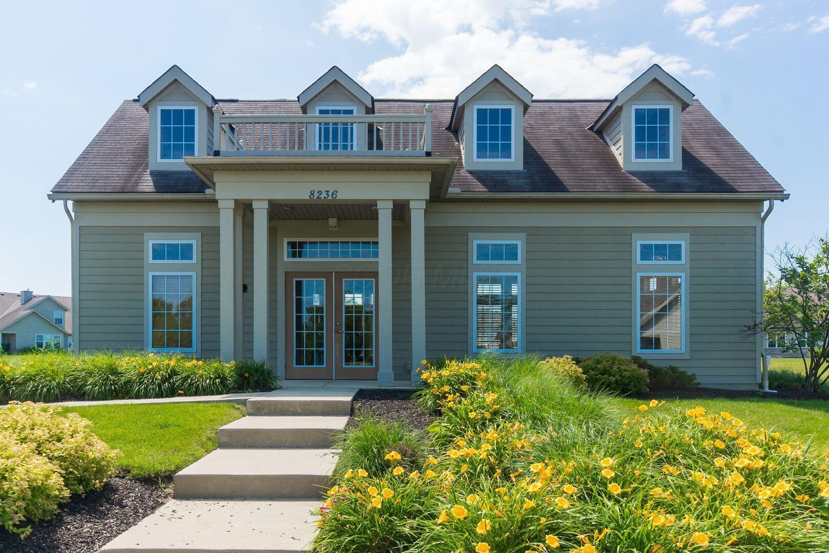 8075 Farm Crossing Circle, Powell, Ohio image 44