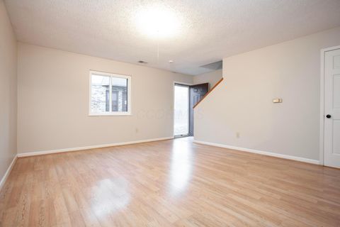 Tiny photo for 3246 Summerdale Lane 34 #34, Columbus, OH 43221 (MLS # 225045199)