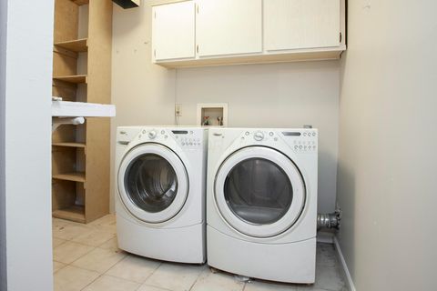 Tiny photo for 3246 Summerdale Lane 34 #34, Columbus, OH 43221 (MLS # 225045199)