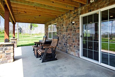 Tiny photo for 9596 Woodridge Circle, Fredericktown, OH 43019 (MLS # 226014093)