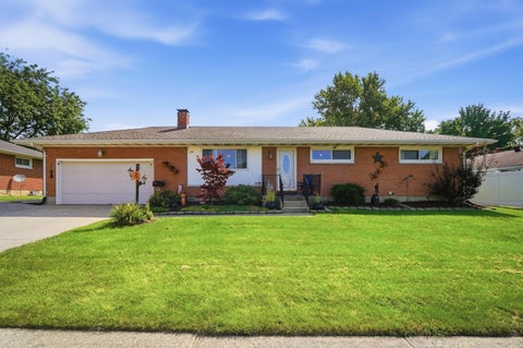 Photo of 4522 Laredo Street, Springfield, OH 45503 (MLS # 226033127)
