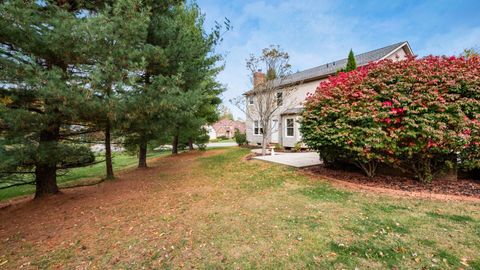 Tiny photo for 1540 Donamar Court, Lancaster, OH 43130 (MLS # 225040454)