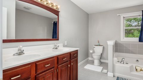 Tiny photo for 1540 Donamar Court, Lancaster, OH 43130 (MLS # 225040454)
