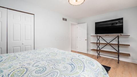 Tiny photo for 1540 Donamar Court, Lancaster, OH 43130 (MLS # 225040454)