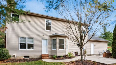 Tiny photo for 1540 Donamar Court, Lancaster, OH 43130 (MLS # 225040454)