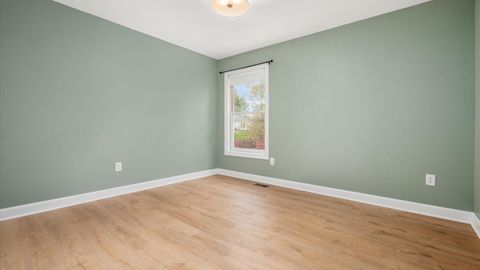Tiny photo for 1540 Donamar Court, Lancaster, OH 43130 (MLS # 225040454)