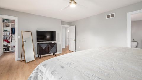Tiny photo for 1540 Donamar Court, Lancaster, OH 43130 (MLS # 225040454)