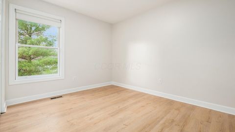Tiny photo for 1540 Donamar Court, Lancaster, OH 43130 (MLS # 225040454)