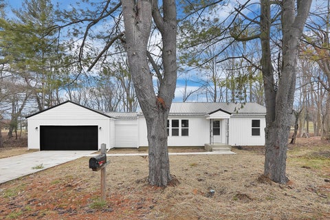 Featured picture for the property 224003077