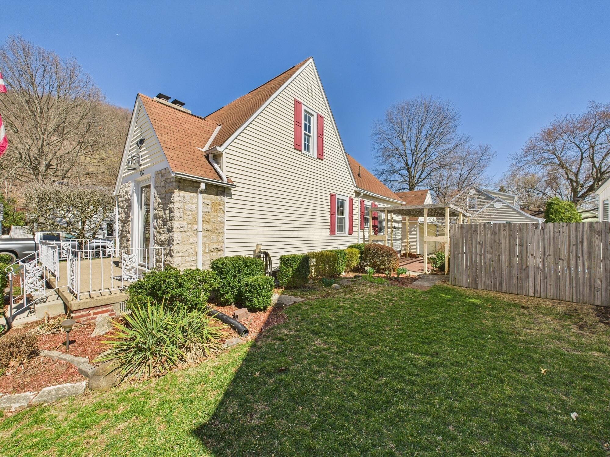 736 Edgemont Avenue, Lancaster, Ohio image 3