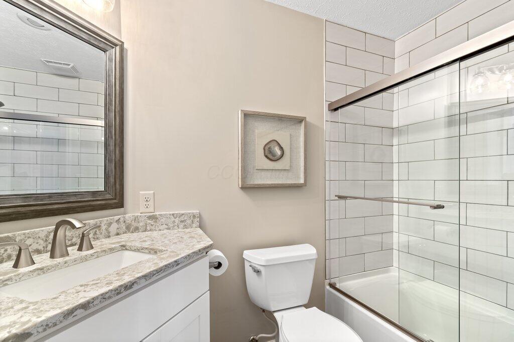 3393 Eastwoodlands Trail, Hilliard, Ohio image 21