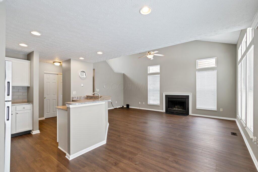 3393 Eastwoodlands Trail, Hilliard, Ohio image 11