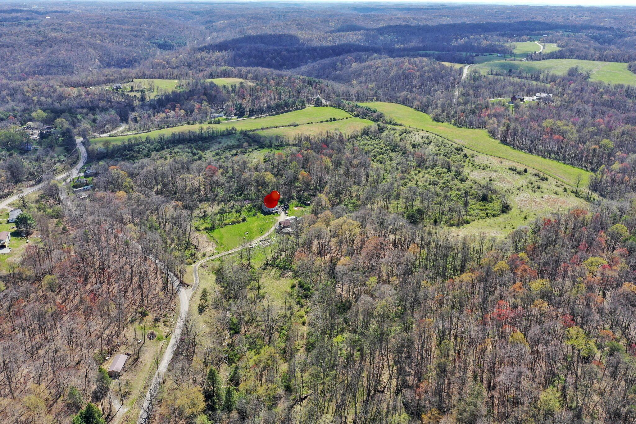 10643 Opossum Hollow Road, Rockbridge, Ohio image 5