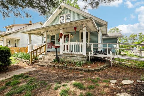 Photo of 416 Michigan Avenue, Troy, OH 45373 (MLS # 226014481)