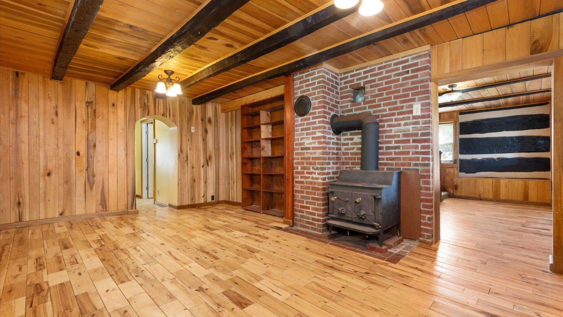 106 W Gay Street