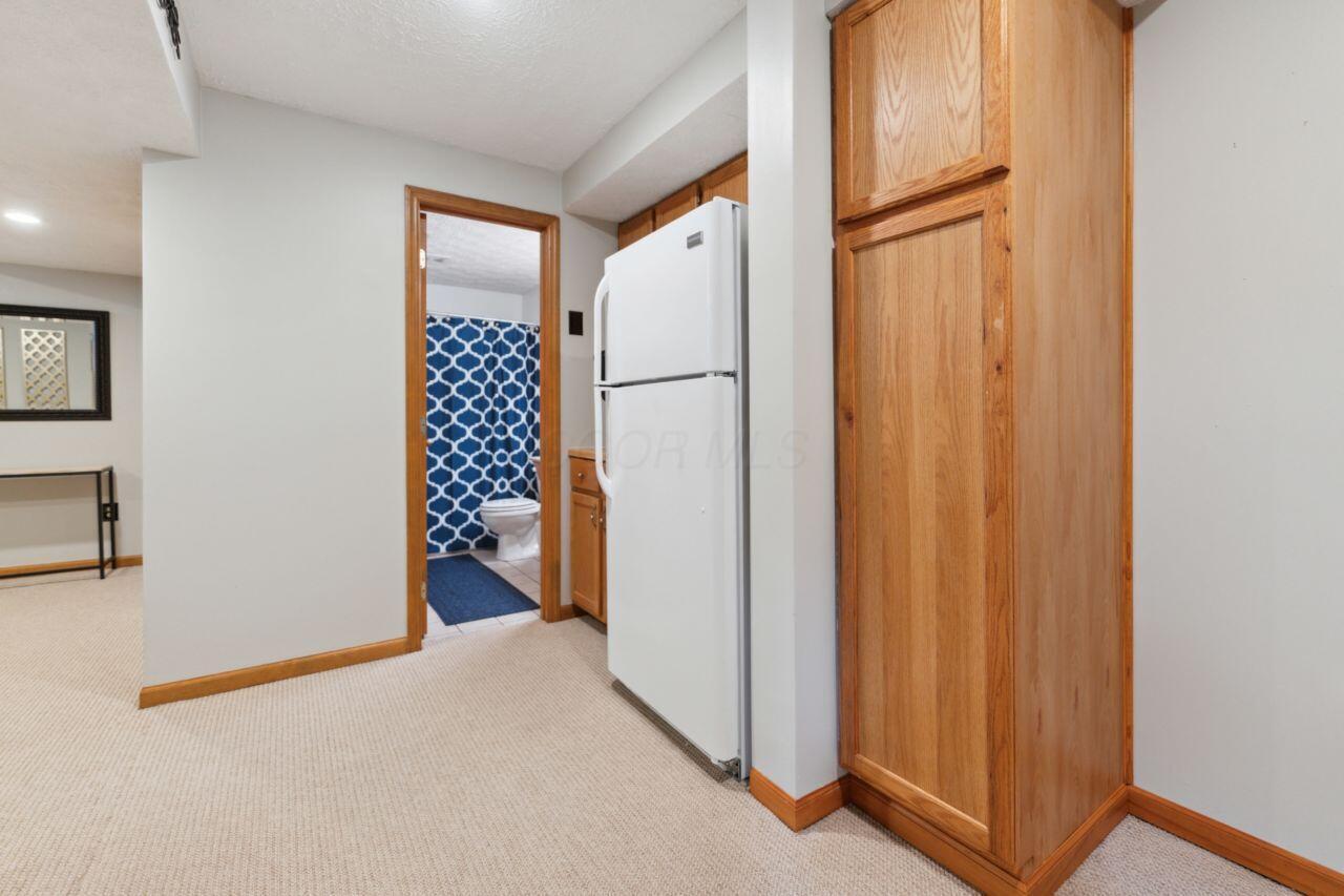 81 Highmeadows Circle, Powell, Ohio image 27