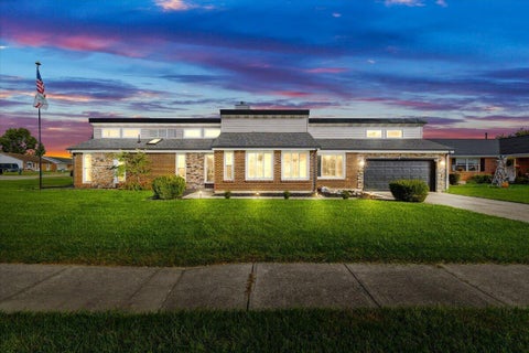 Photo of 1700 Elaina Drive, Springfield, OH 45503 (MLS # 226037941)