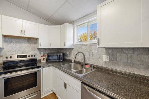 Tiny photo for 1700 Elaina Drive, Springfield, OH 45503 (MLS # 226037941)