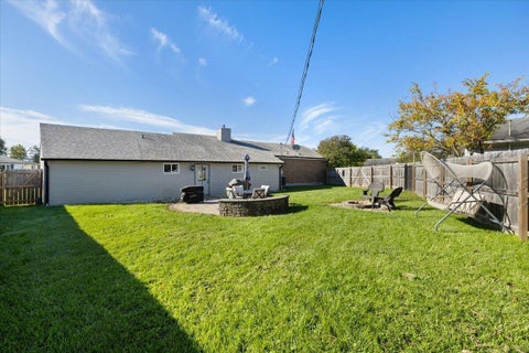 Tiny photo for 1700 Elaina Drive, Springfield, OH 45503 (MLS # 226037941)