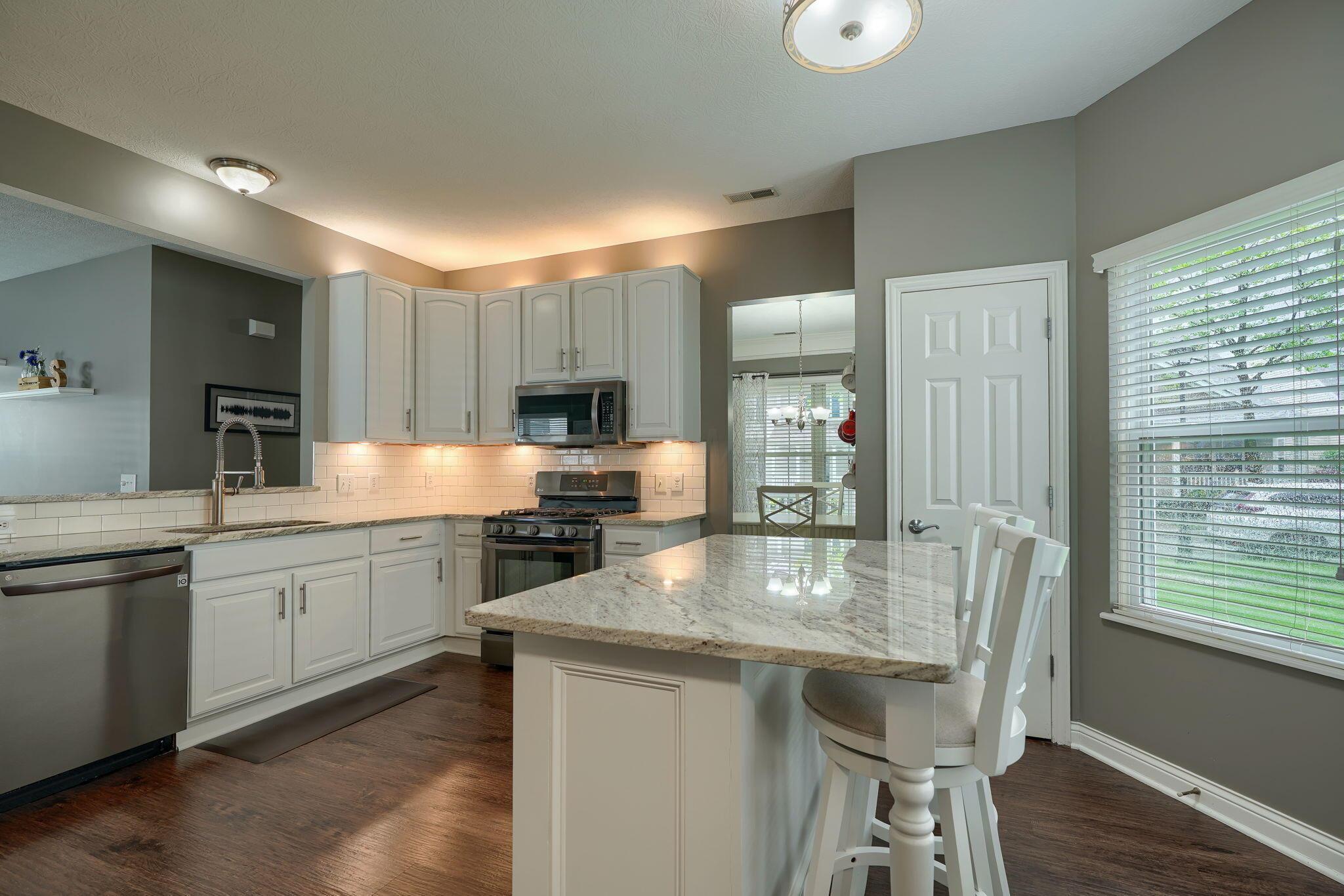 5984 Mealla Road, Westerville, Ohio image 25