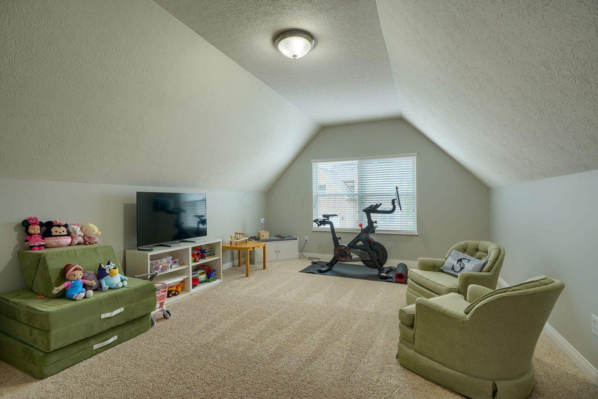 5984 Mealla Road, Westerville, Ohio image 42