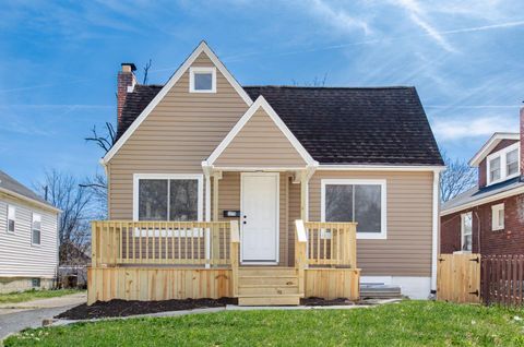 Photo of 1279 Loretta Avenue, Columbus, OH 43211 (MLS # 226009308)