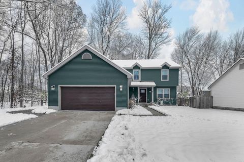 Tiny photo for 566 Chestnut Avenue, Westerville, OH 43082 (MLS # 225044799)