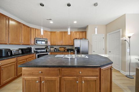 Tiny photo for 5640 Lantos Road, Dublin, OH 43016 (MLS # 225045237)