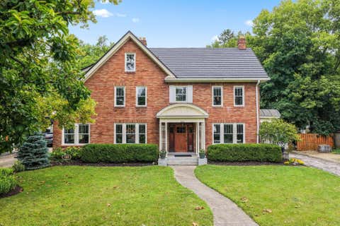 Photo of 1634 Cambridge Boulevard, Columbus, OH 43212 (MLS # 226030791)
