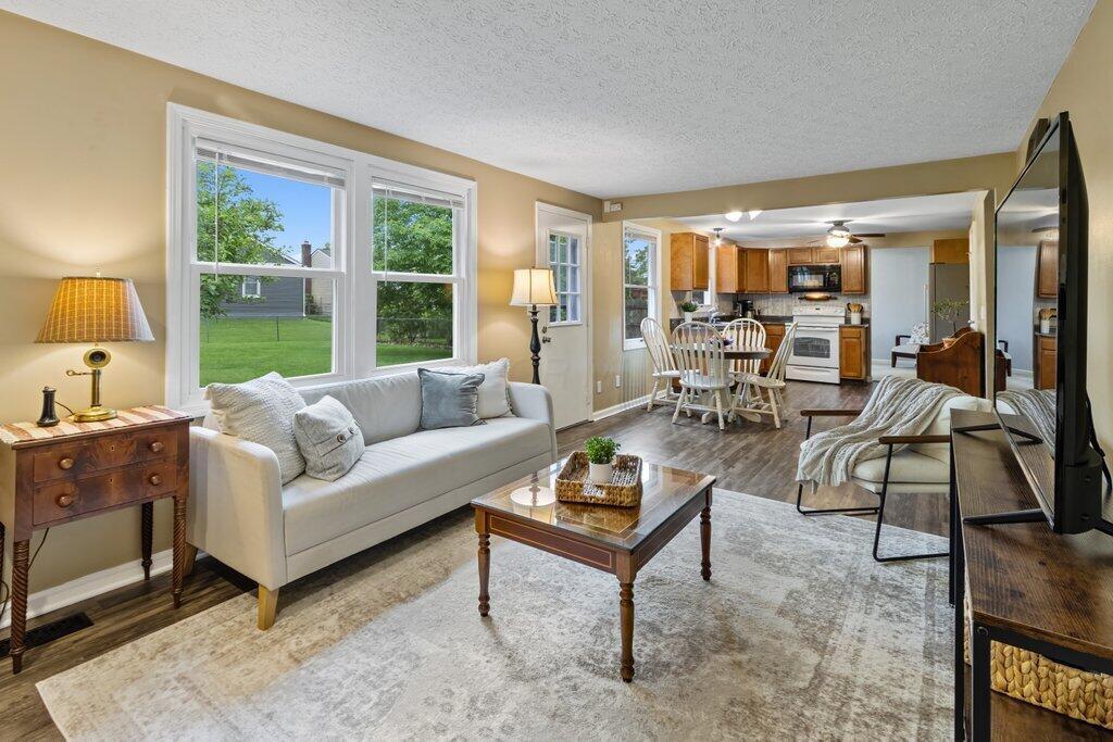 998 Timberbank Drive, Westerville, Ohio image 11