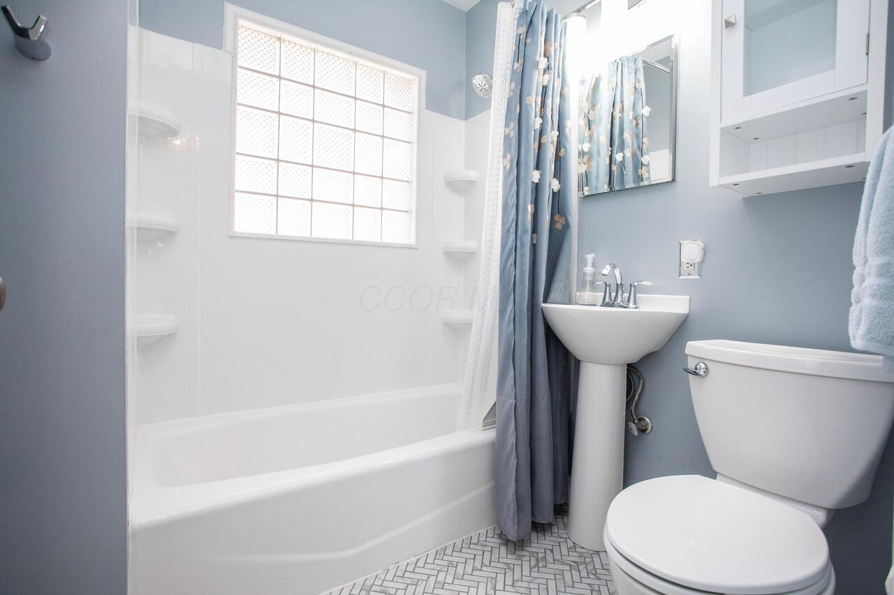524 Blenheim Road, Columbus, Ohio image 25