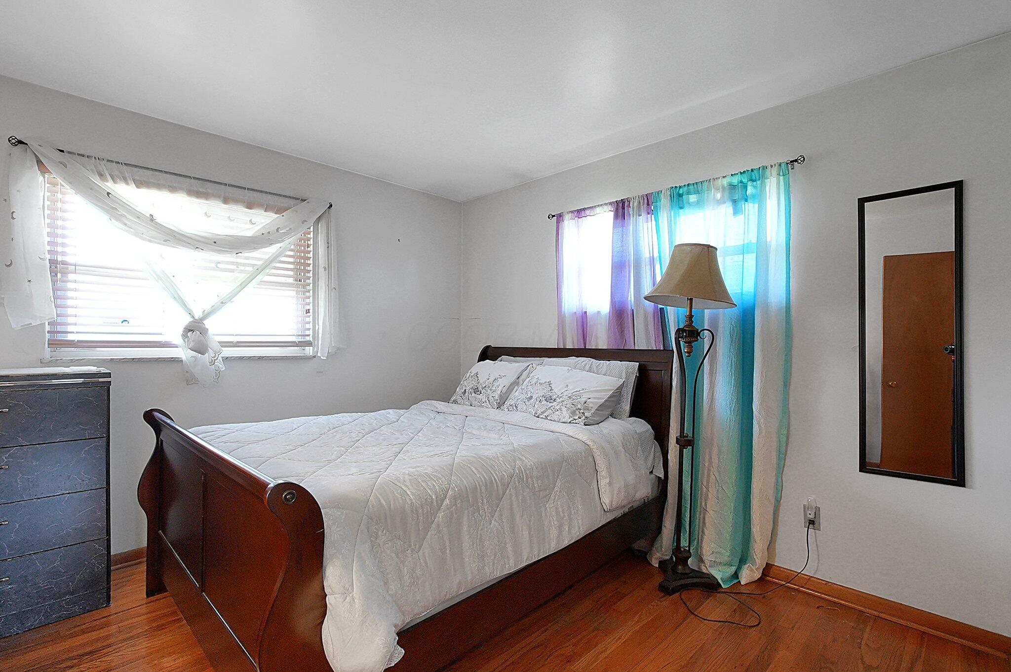 1067 Bronwyn Avenue, Columbus, Ohio image 15