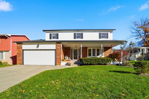 Photo of 1710 Carrigallen Lane, Columbus, OH 43228 (MLS # 226000018)