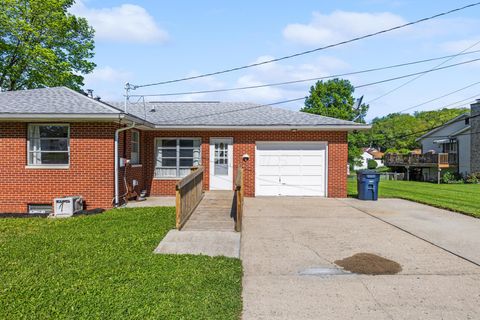 Tiny photo for 1802 Marrose Drive, Lancaster, OH 43130 (MLS # 226015712)