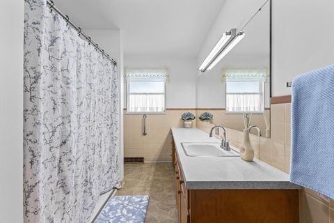 Tiny photo for 1802 Marrose Drive, Lancaster, OH 43130 (MLS # 226015712)