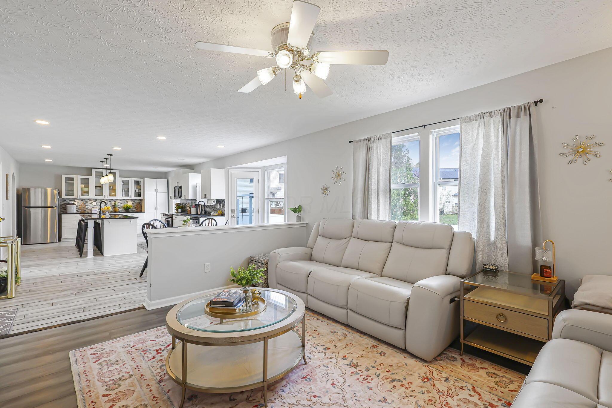 112 Saddle Tree Court