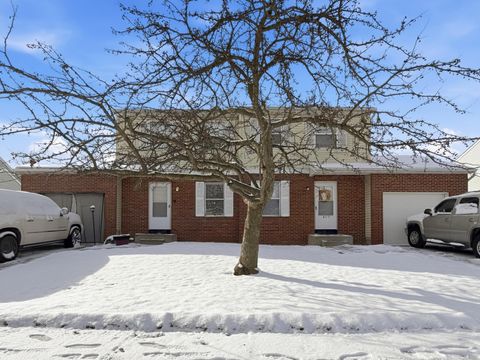 Photo of 6315-6317 Upperridge Drive, Canal Winchester, OH 43110 (MLS # 225045700)