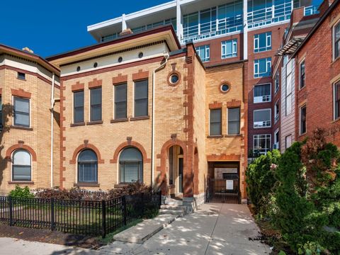 Photo of 18 W 4th Avenue, Columbus, OH 43201 (MLS # 225036830)