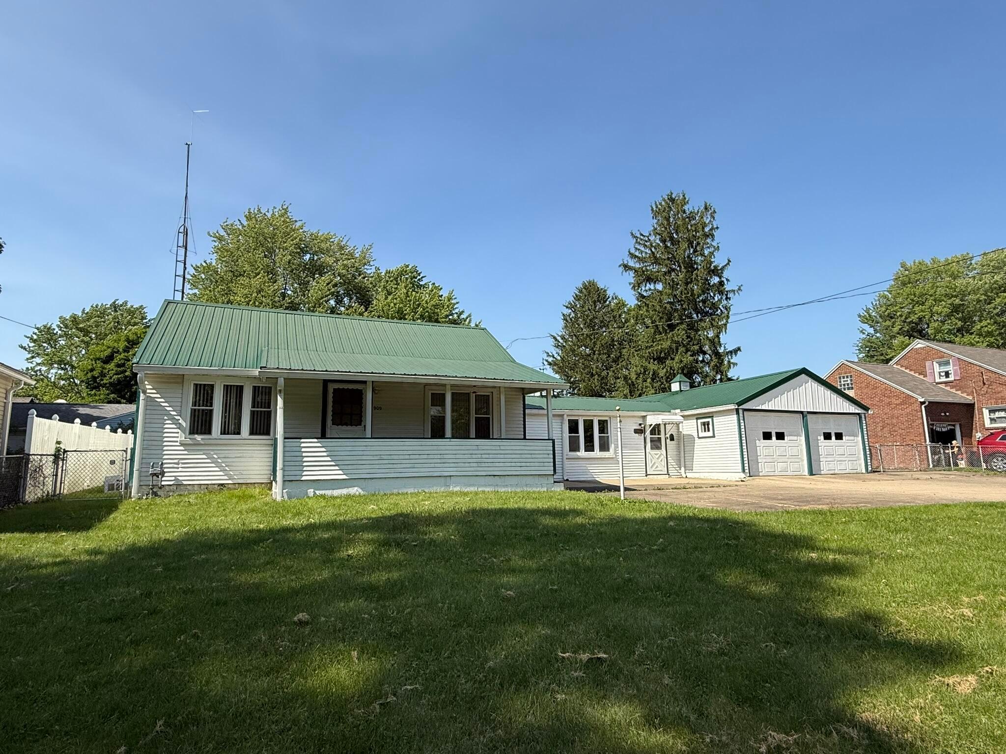 909 City View Drive, Mansfield, Ohio image 3