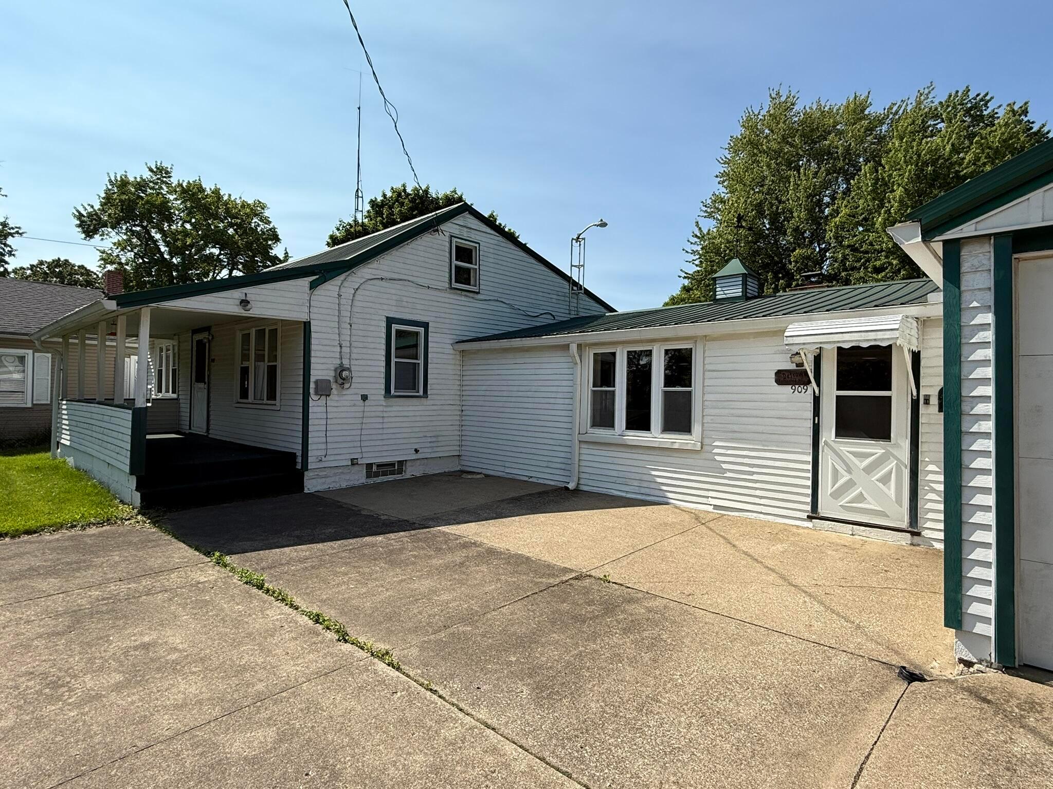 909 City View Drive, Mansfield, Ohio image 4