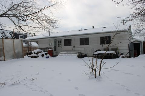Tiny photo for 3190 Kenny Road, Columbus, OH 43221 (MLS # 226003549)