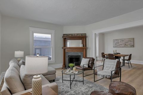 Tiny photo for 54 E Stevens Street, Newark, OH 43055 (MLS # 226003285)