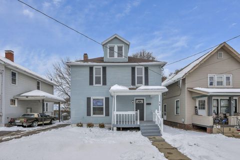 Tiny photo for 54 E Stevens Street, Newark, OH 43055 (MLS # 226003285)