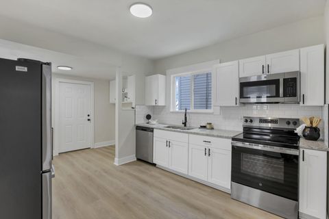 Tiny photo for 54 E Stevens Street, Newark, OH 43055 (MLS # 226003285)