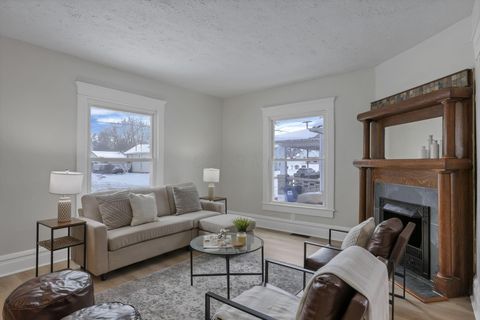 Tiny photo for 54 E Stevens Street, Newark, OH 43055 (MLS # 226003285)